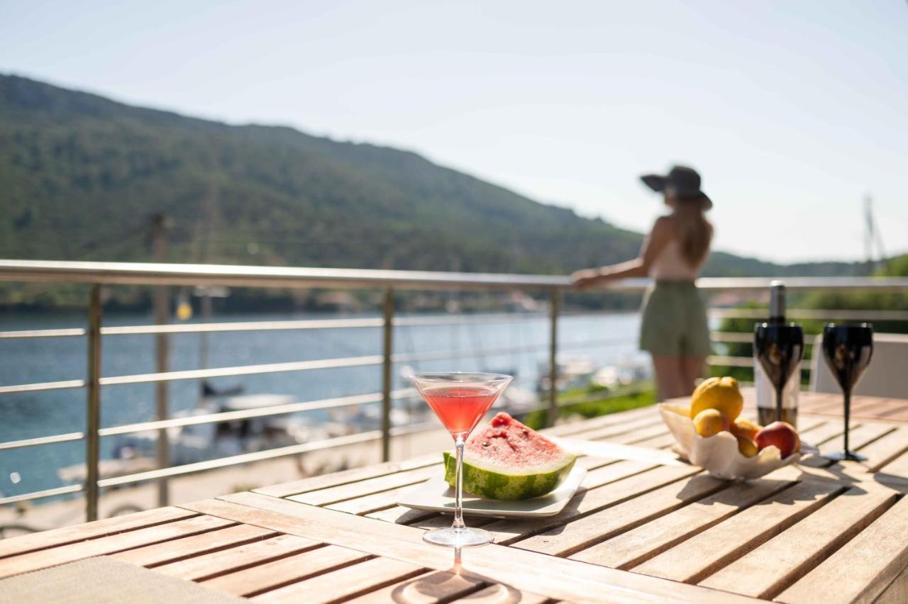 Anassa Porto Koufo Sea Front Suites Eksteriør billede